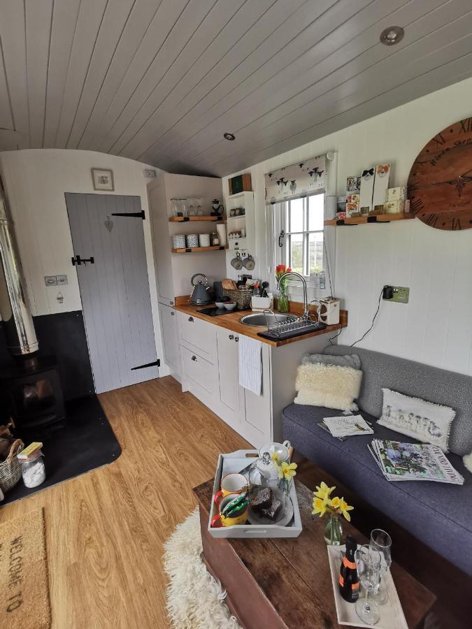 Elvan Farm Shepherd'S Hut Vila Exeter Exterior foto